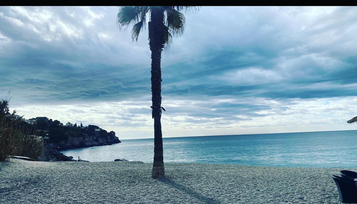 Jardines De Adnania En Marina Del Este Con Vistas Al Mar 라 에라두라 외부 사진