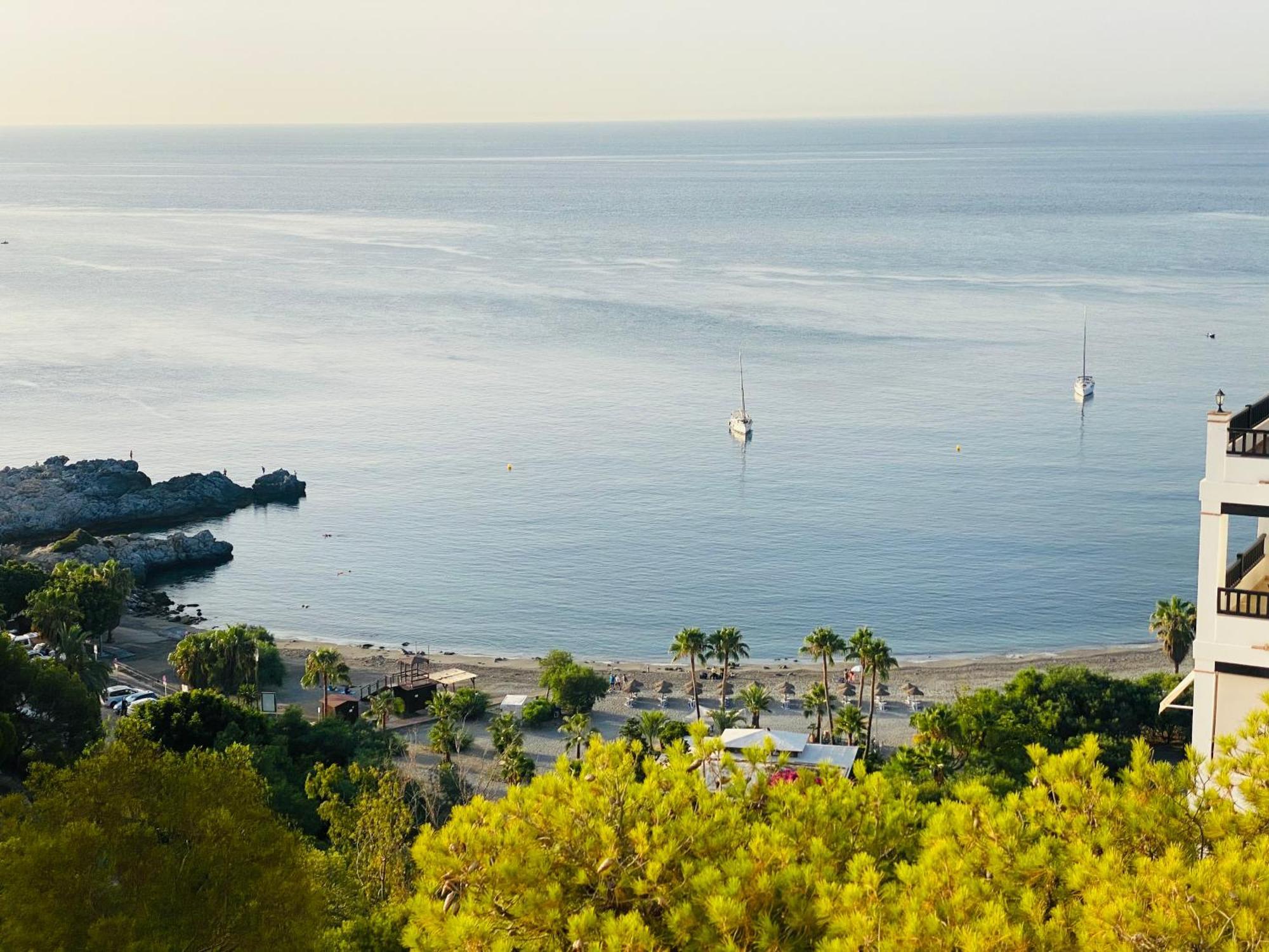 Jardines De Adnania En Marina Del Este Con Vistas Al Mar 라 에라두라 외부 사진